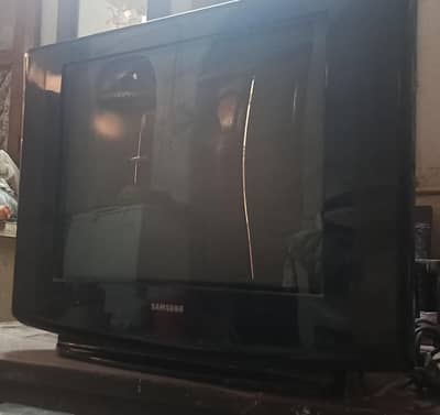 Samsung 21-Inch Slim Fit CRT TV - Excellent Working Condition