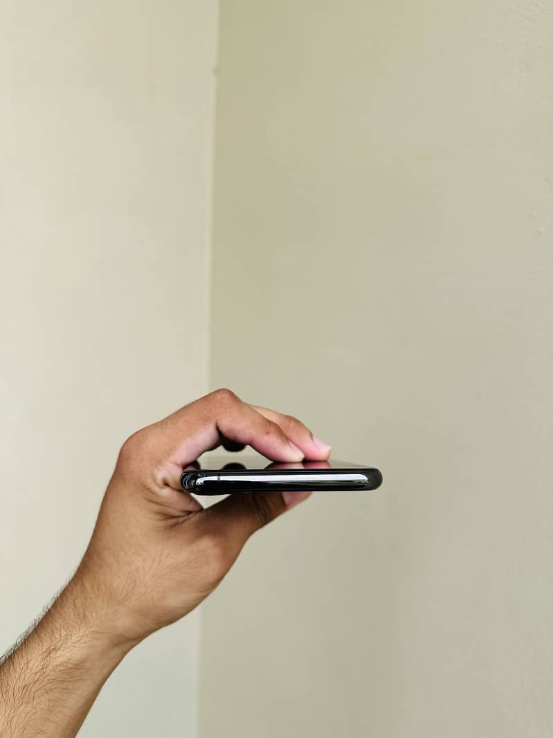 Apple iPhone 11 Pro Max 3