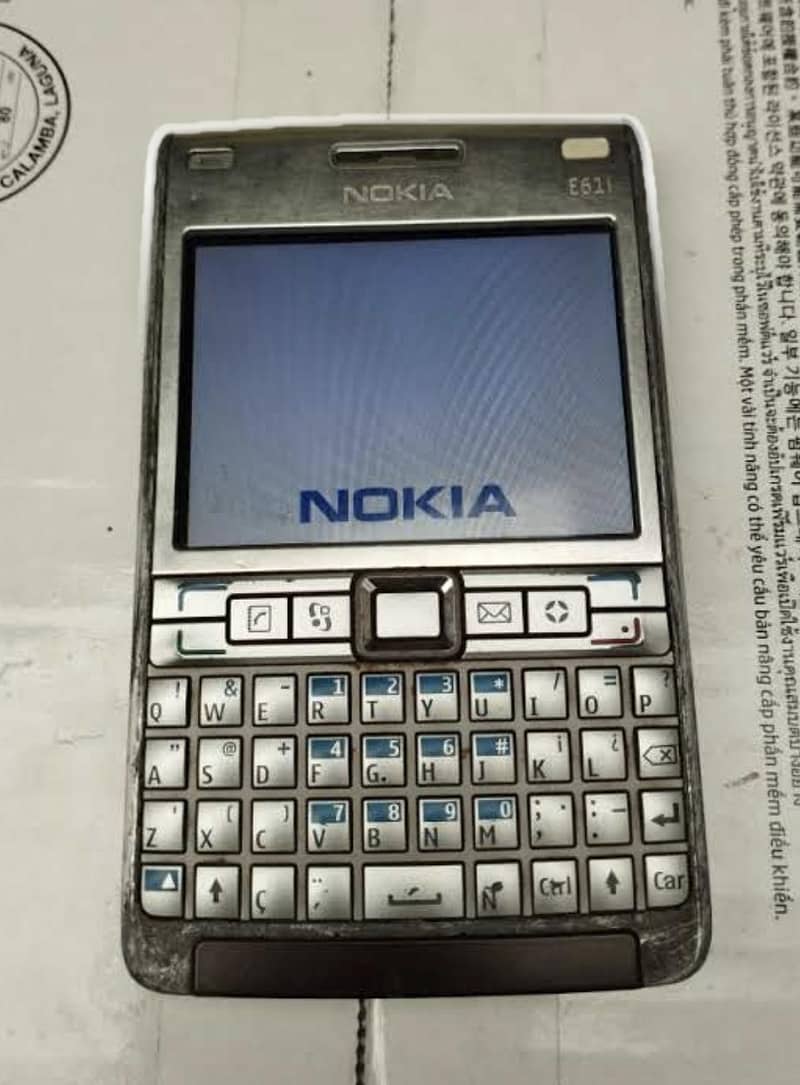 NOKIA E61i 1