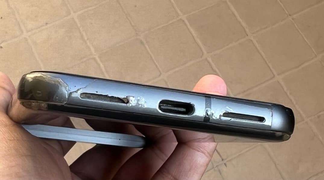 Google Pixel 8 3