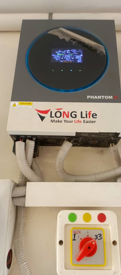 4KW Hybrid Inverter: Suitable for Home/ Office Use .