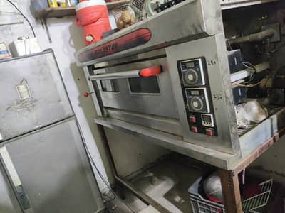 Gold star pizza oven avaible for sale all ok in working