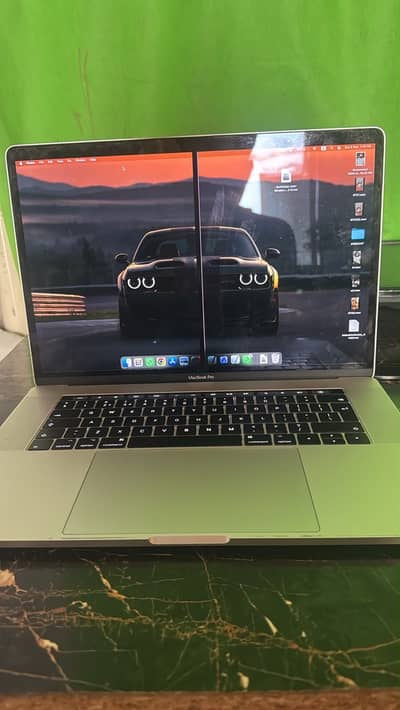 Macbook pro 2017 512gb
