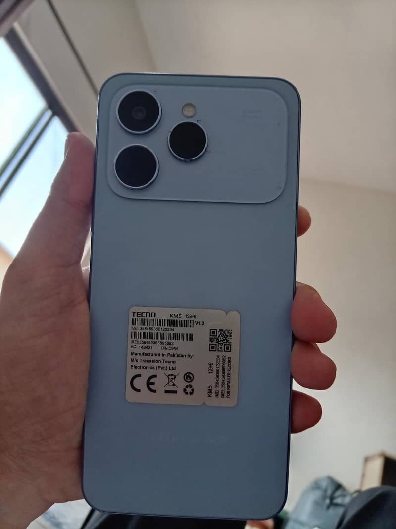 Tecno Spark 40 4