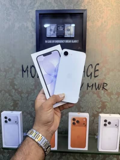 iPhone 17e 256GB | Non PTA