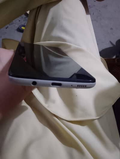 Samsung Mobile A70 6 128 hai