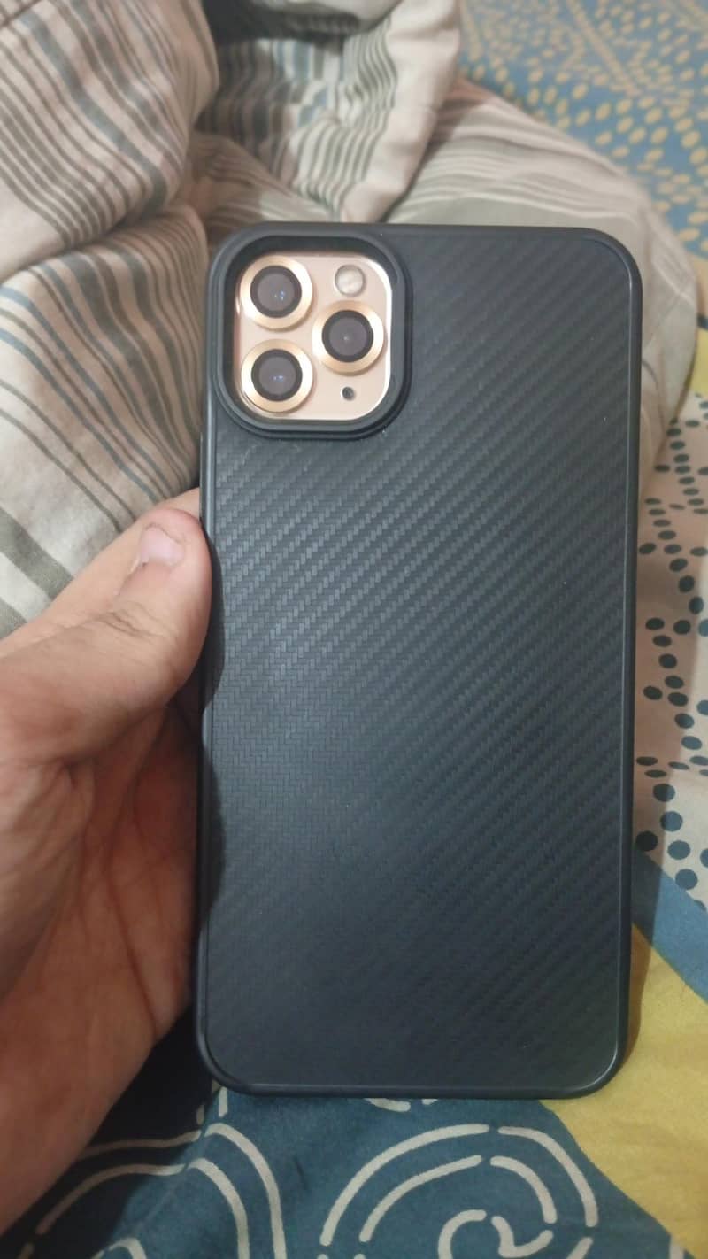 Apple iPhone 11 Pro Max 1