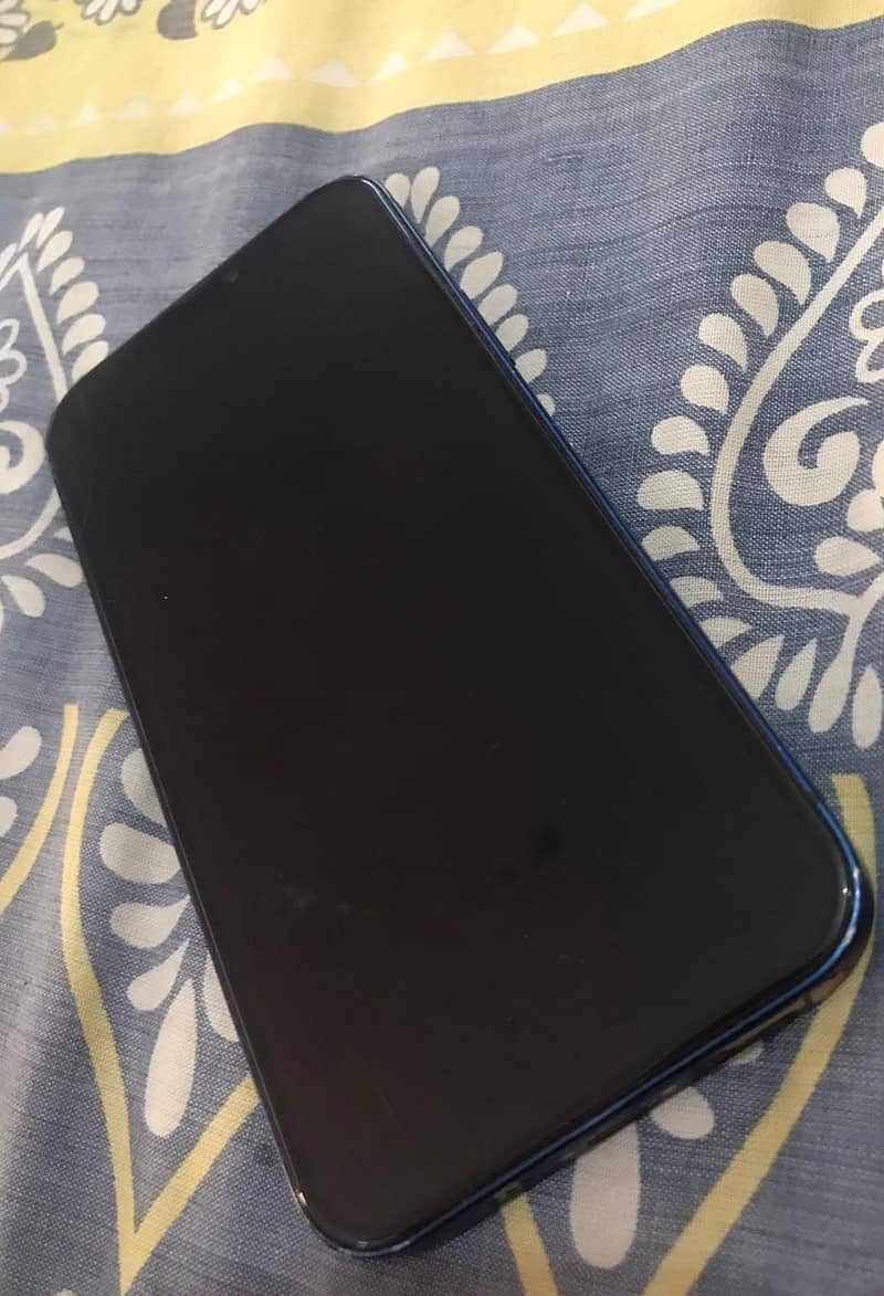 Apple iPhone 12 1