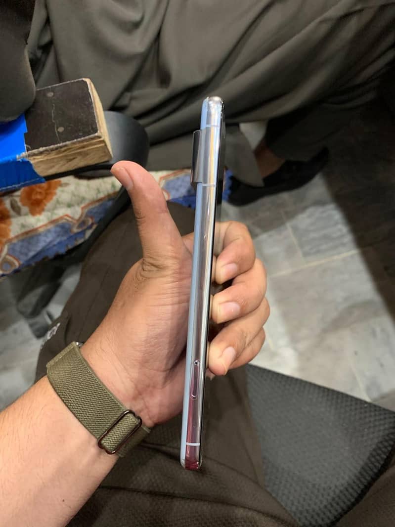Google Pixel 8 Pro 4