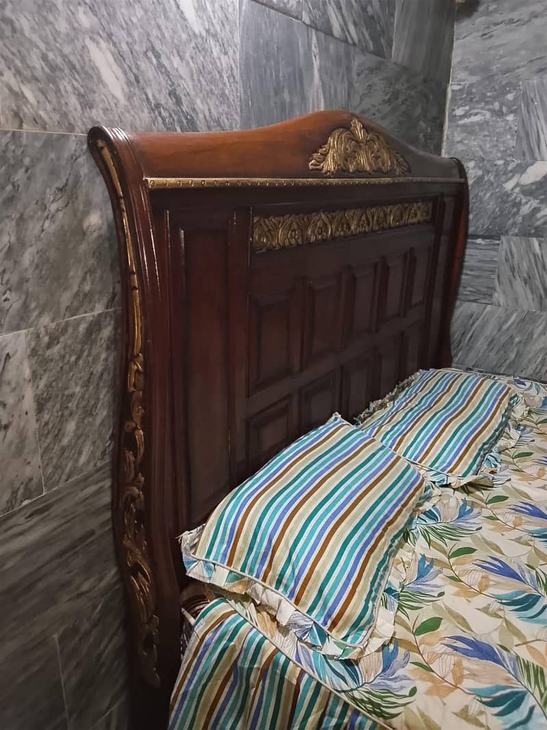 single bed 4