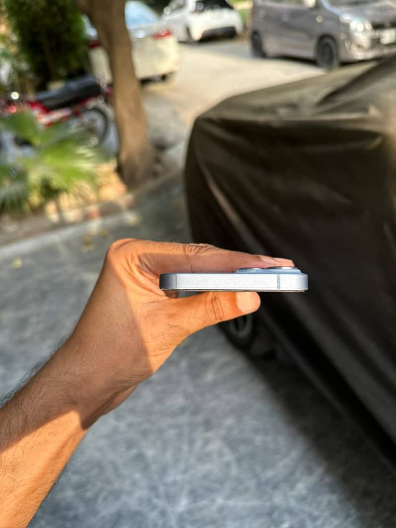 Apple iPhone 14 2