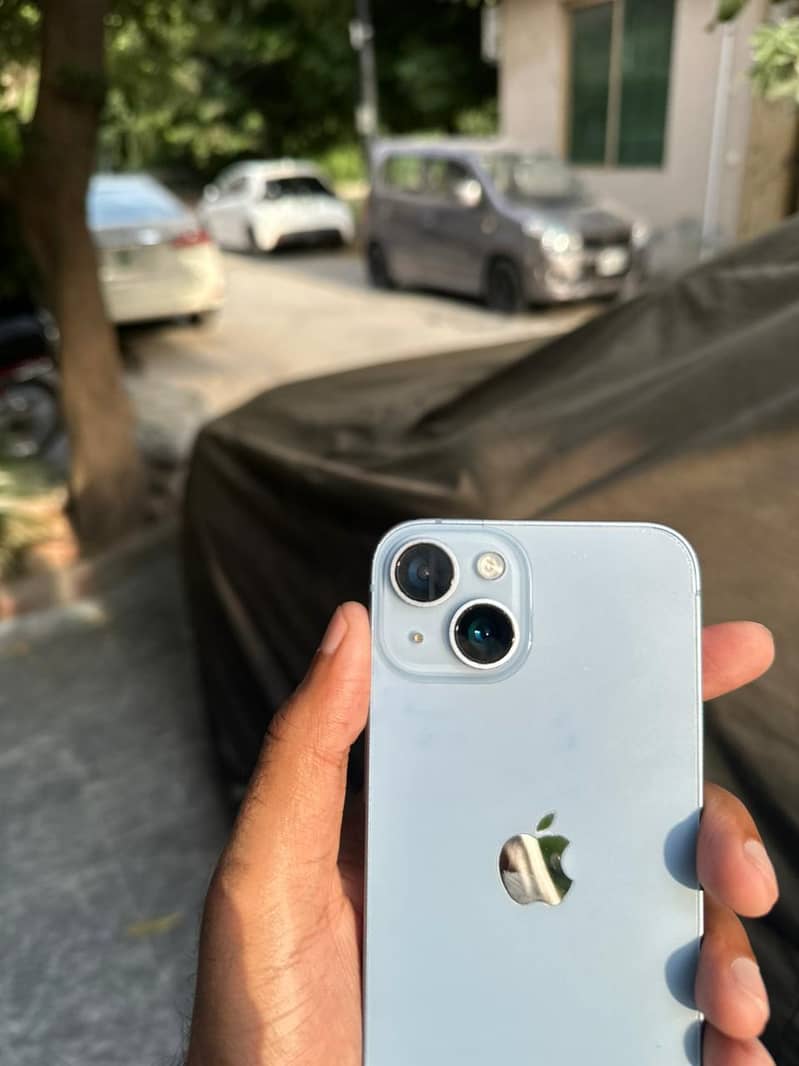 Apple iPhone 14 7