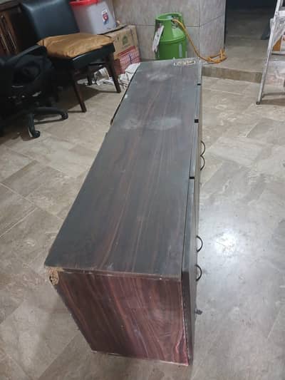 wooden cabnet two doors 4x2.5