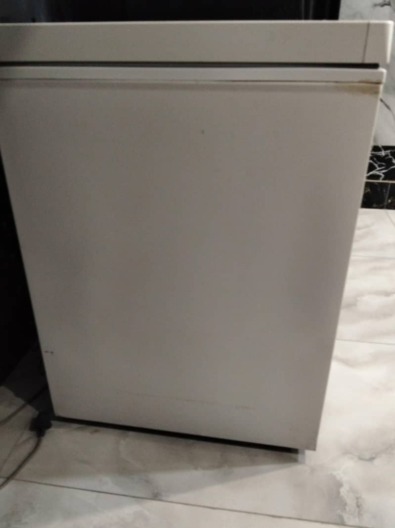 deep freezer 1