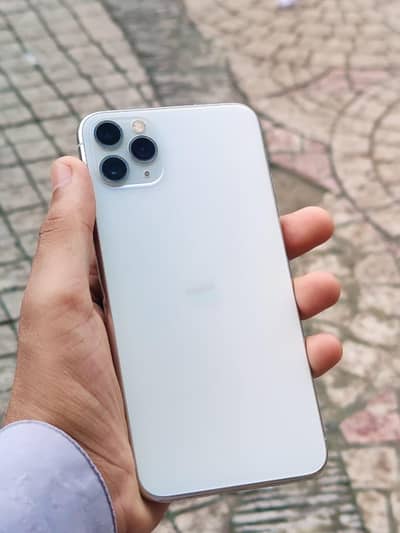 11 pro max Non PTA 64 GB 76 health good battery timing