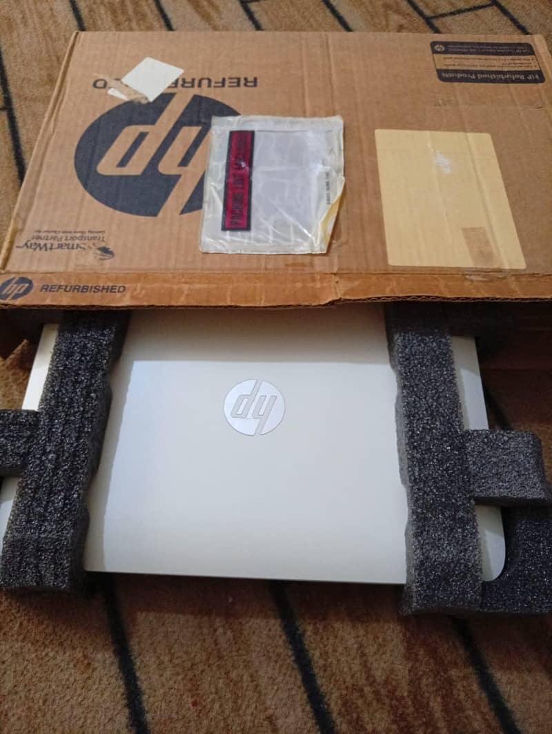HP Split X2 i3 4th generation 6