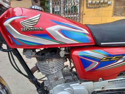 Honda cg 125 Karachi num 2022 model 12 month 2023 reg