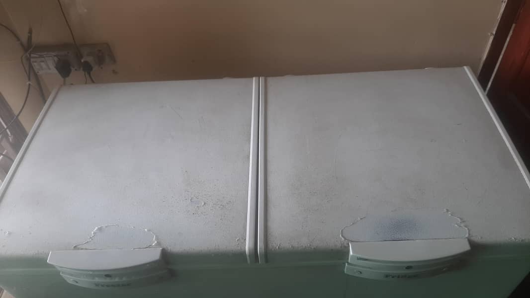 2Door waves refrigerator 1