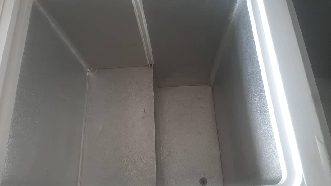 2Door waves refrigerator 3