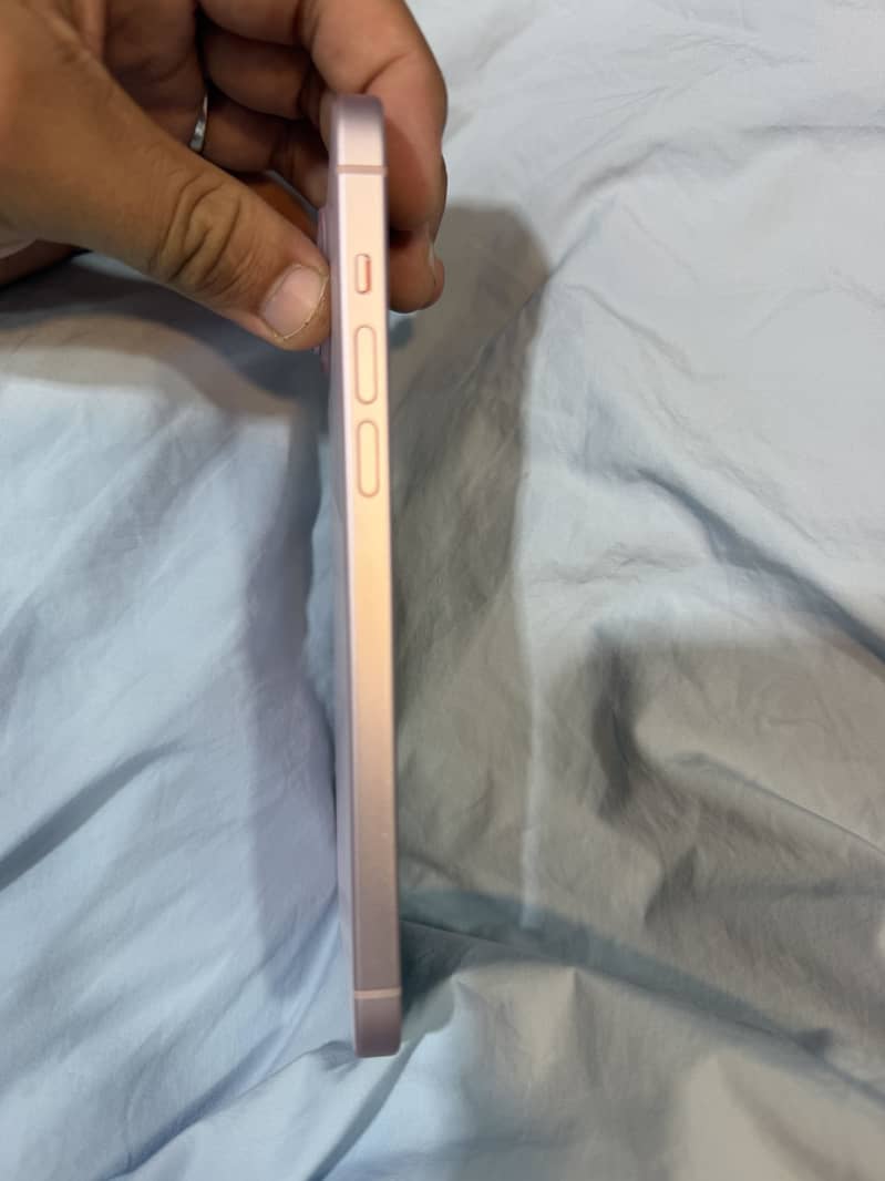 Apple iPhone 15 plus 1