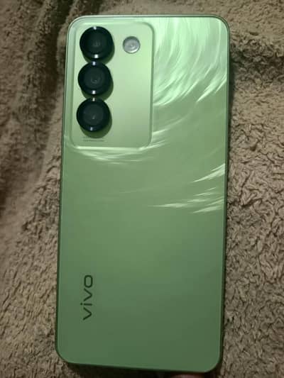 Vivo Y100