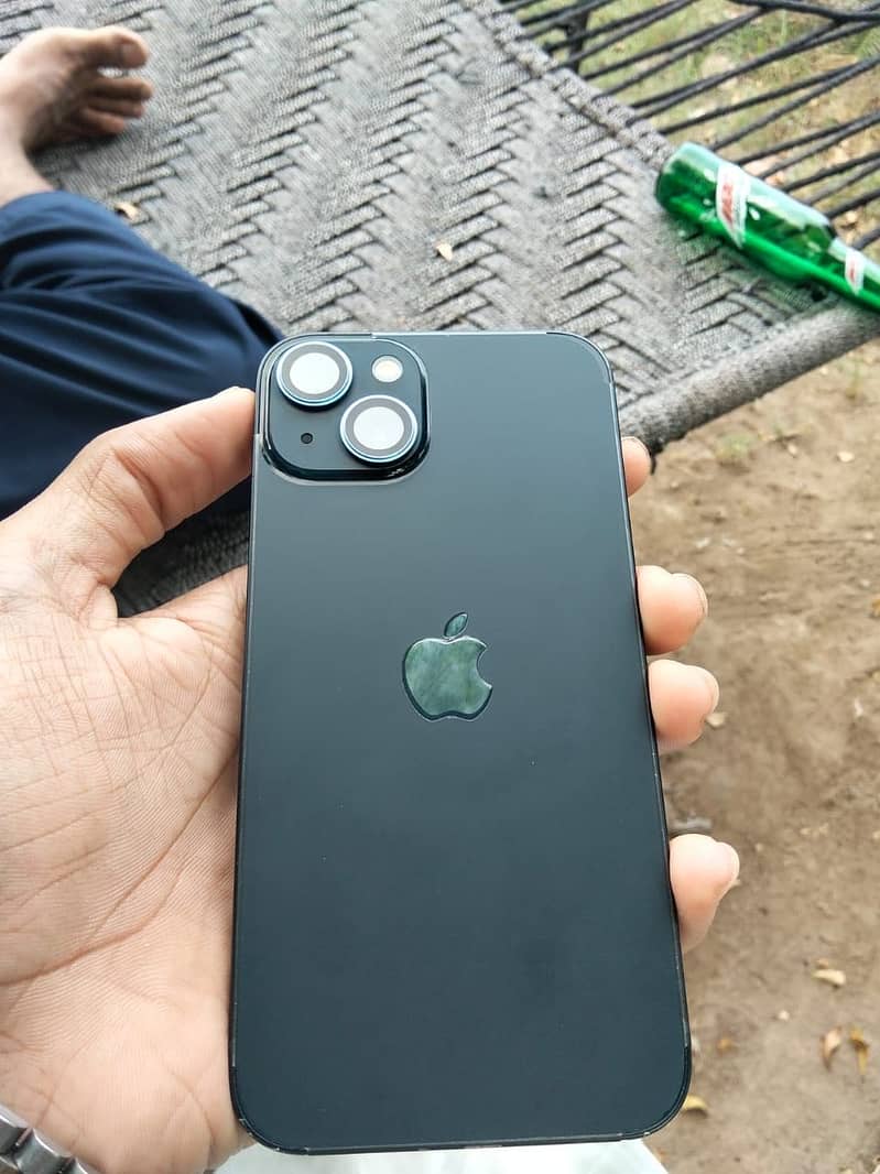 Apple iPhone 13 3