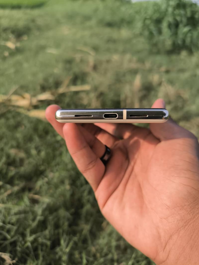Google Pixel 6 Pro 2