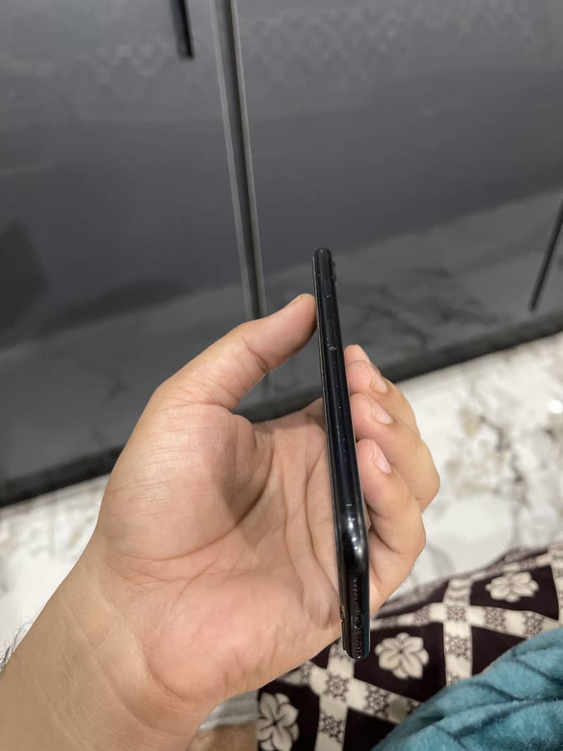 Apple iPhone SE 2