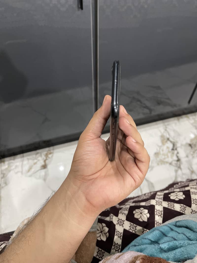 Apple iPhone SE 4