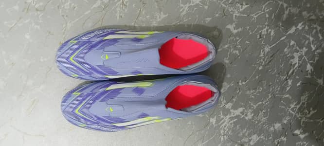 Adidad F50