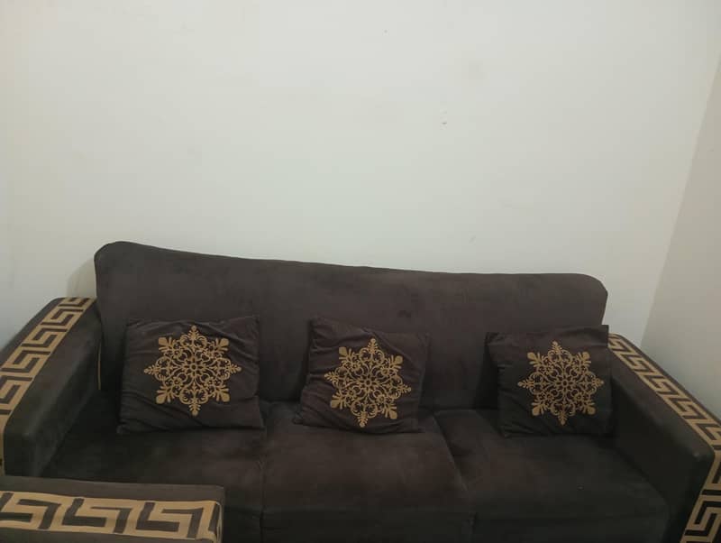 Brown-velevt sofas 2
