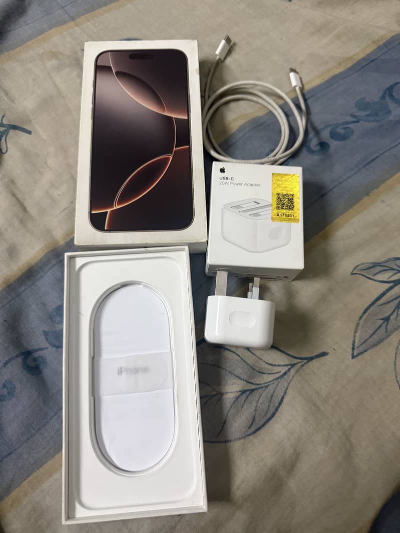 Apple iPhone 16 Pro Max 6