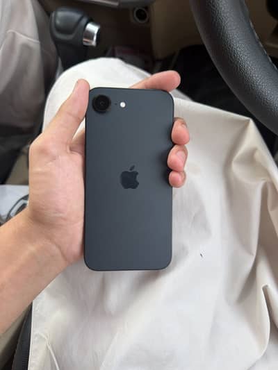 I phone 16 E 128 GB