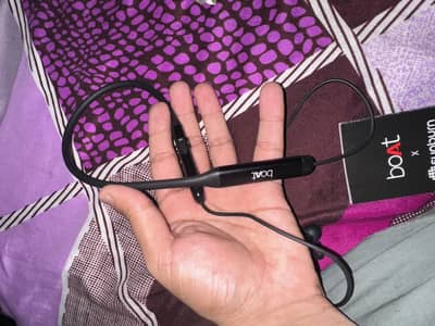 : Boat Rockerz 255 Pro+ Neckband - 1 Week Used - Box Pack - Gujrat