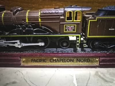 Atlas Editions Pacific Chapelon Steam Railroad Diecast & showpiece