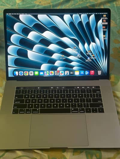 Macbook pro "15" inch 2019