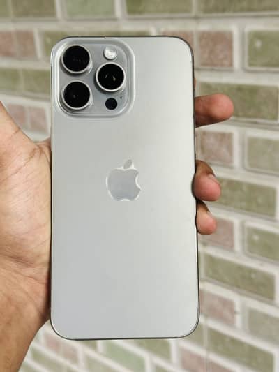 iphone 15 pro max 256gb Jv with box