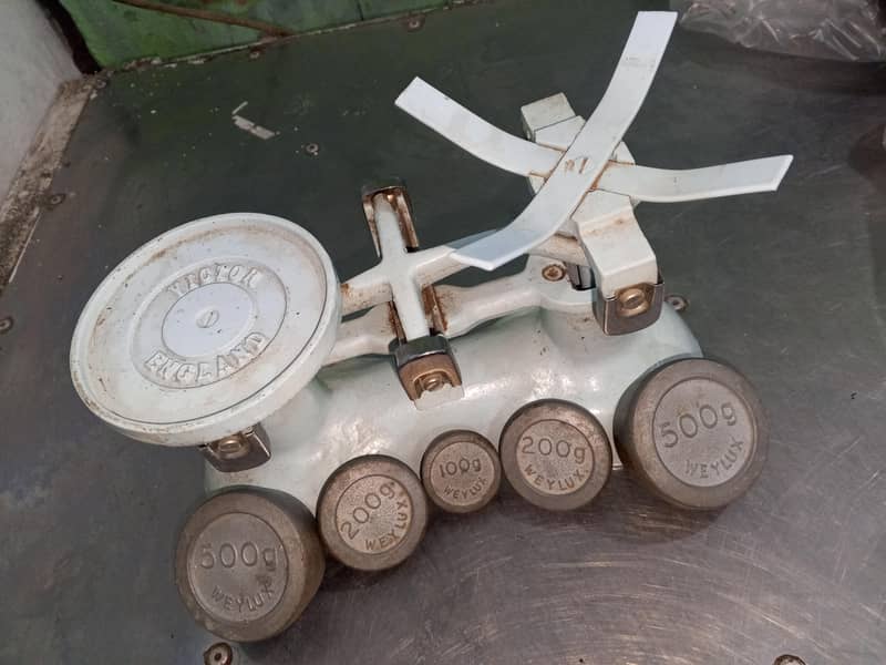 antique scale  3