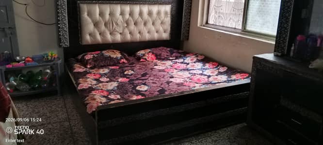 king size wooden bed in excellent condition