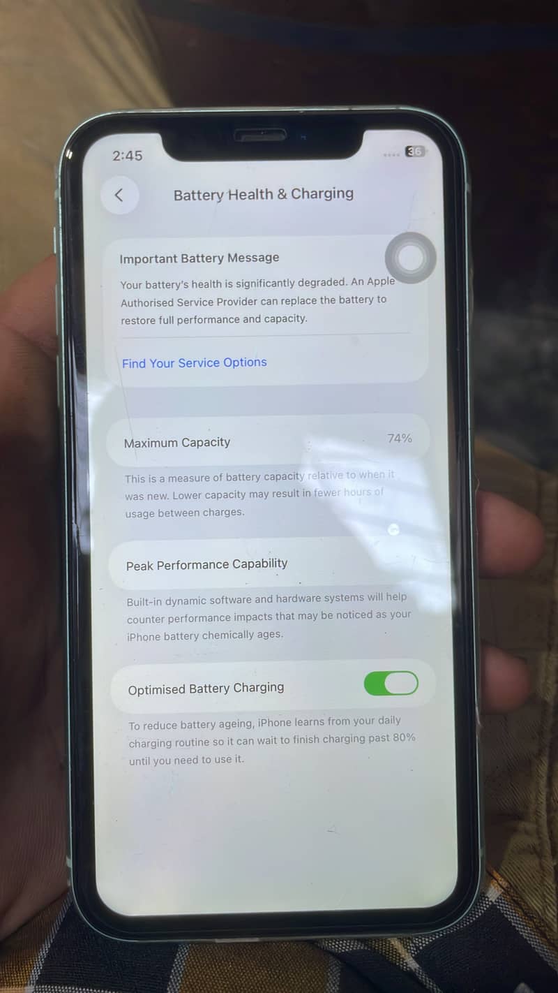 Apple iPhone 11 4