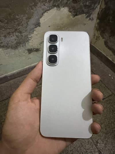 Infinix hot 60i