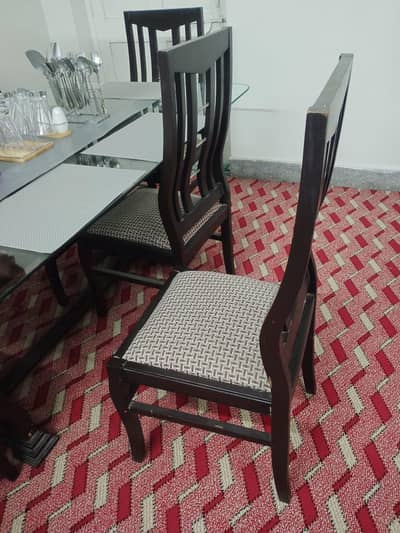 Dinning Table with 6 Chairs