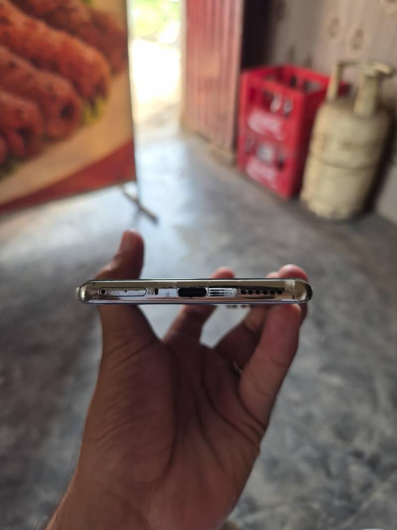 Tecno CAMON 40 Pro 3