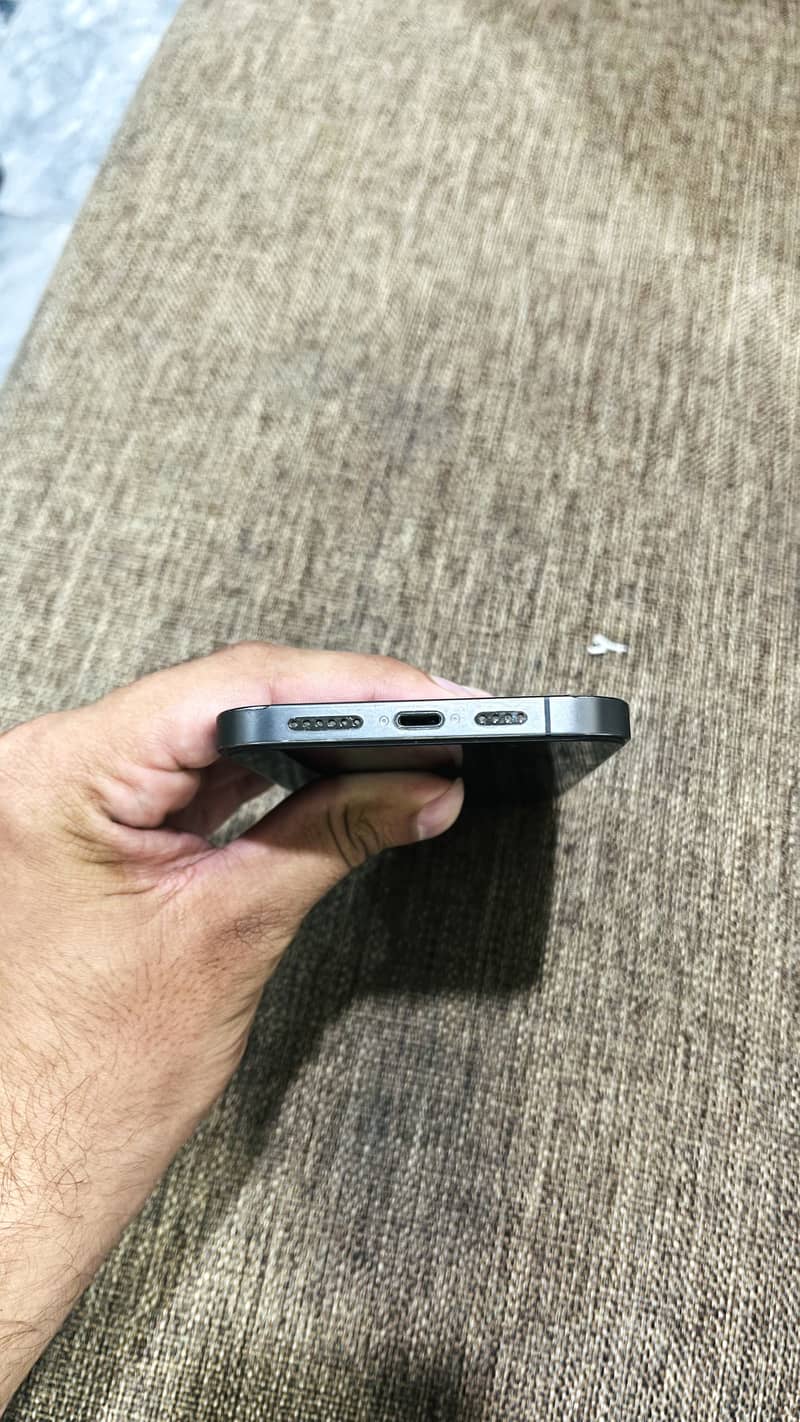 Apple iPhone 12 Pro Max 3