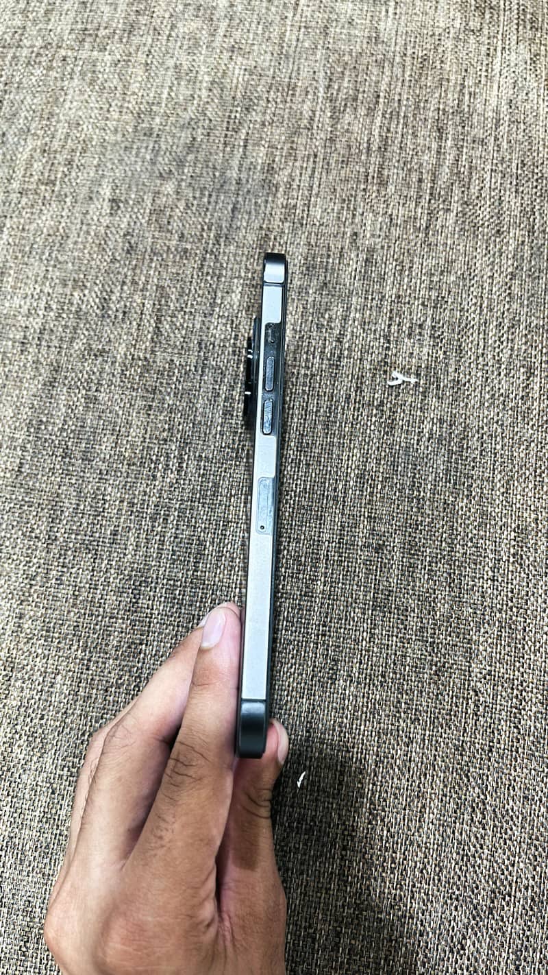 Apple iPhone 12 Pro Max 5