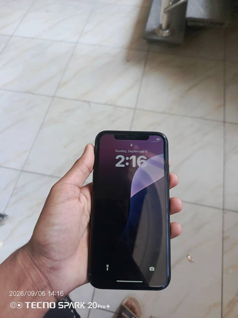 Apple iPhone 11 Non pata (MDM) 6
