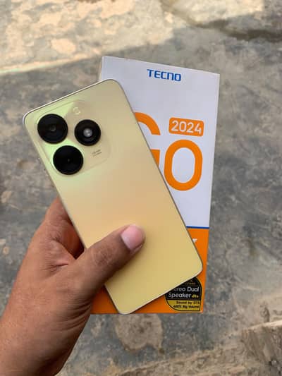 Tecno Spark Go full box