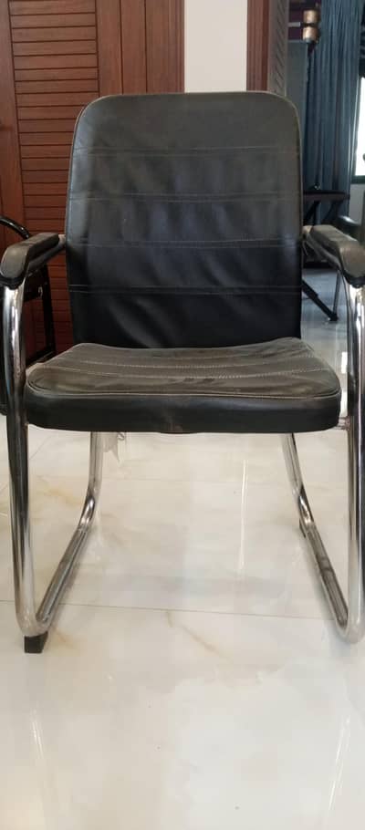 Office Chair / Visitor Chair – Black Leather