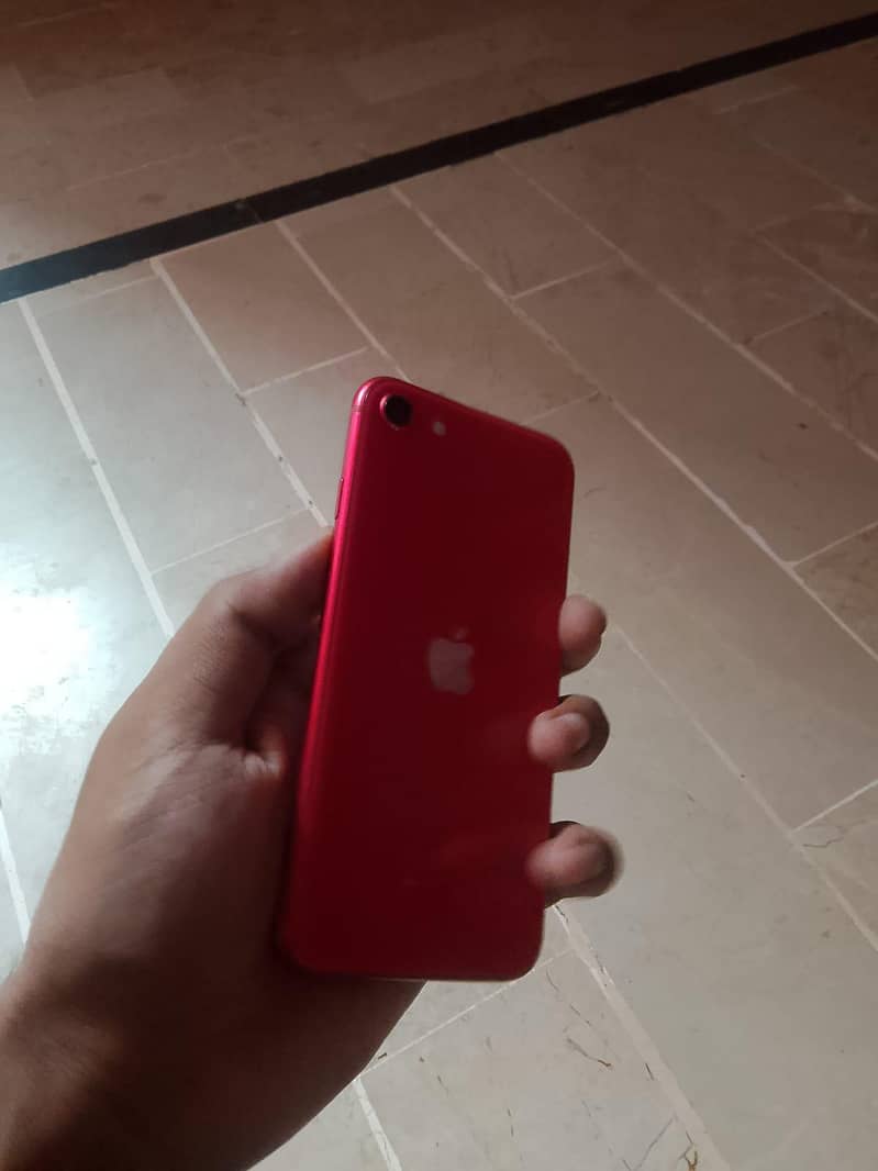Apple iPhone SE 6