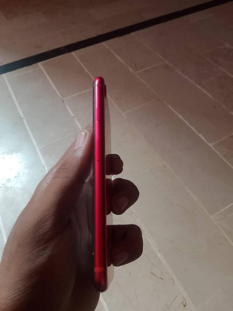 Apple iPhone SE 7